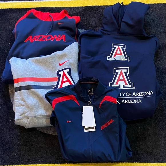 Family pack of 5 Brand New University of Arizona Outerwear - Picture 1 of 16